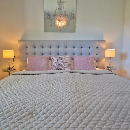 Felice Sul Lago Apartment *